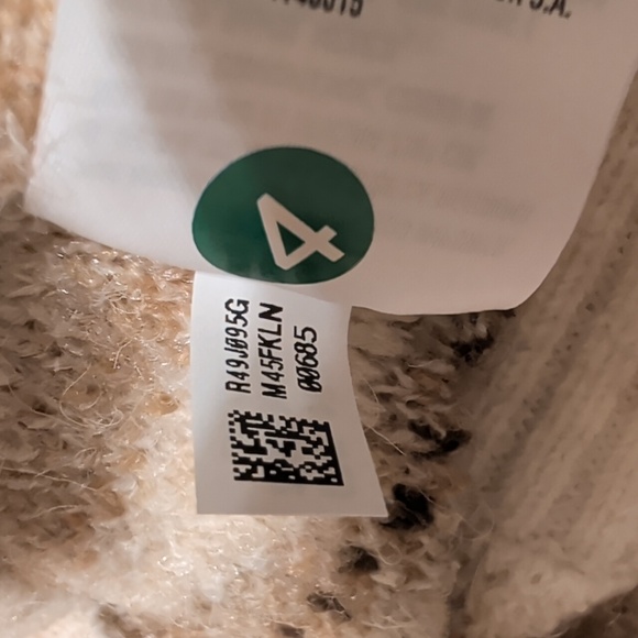 American Eagle Beige and Brown Striped Crewneck Sweater - Picture 8 of 9